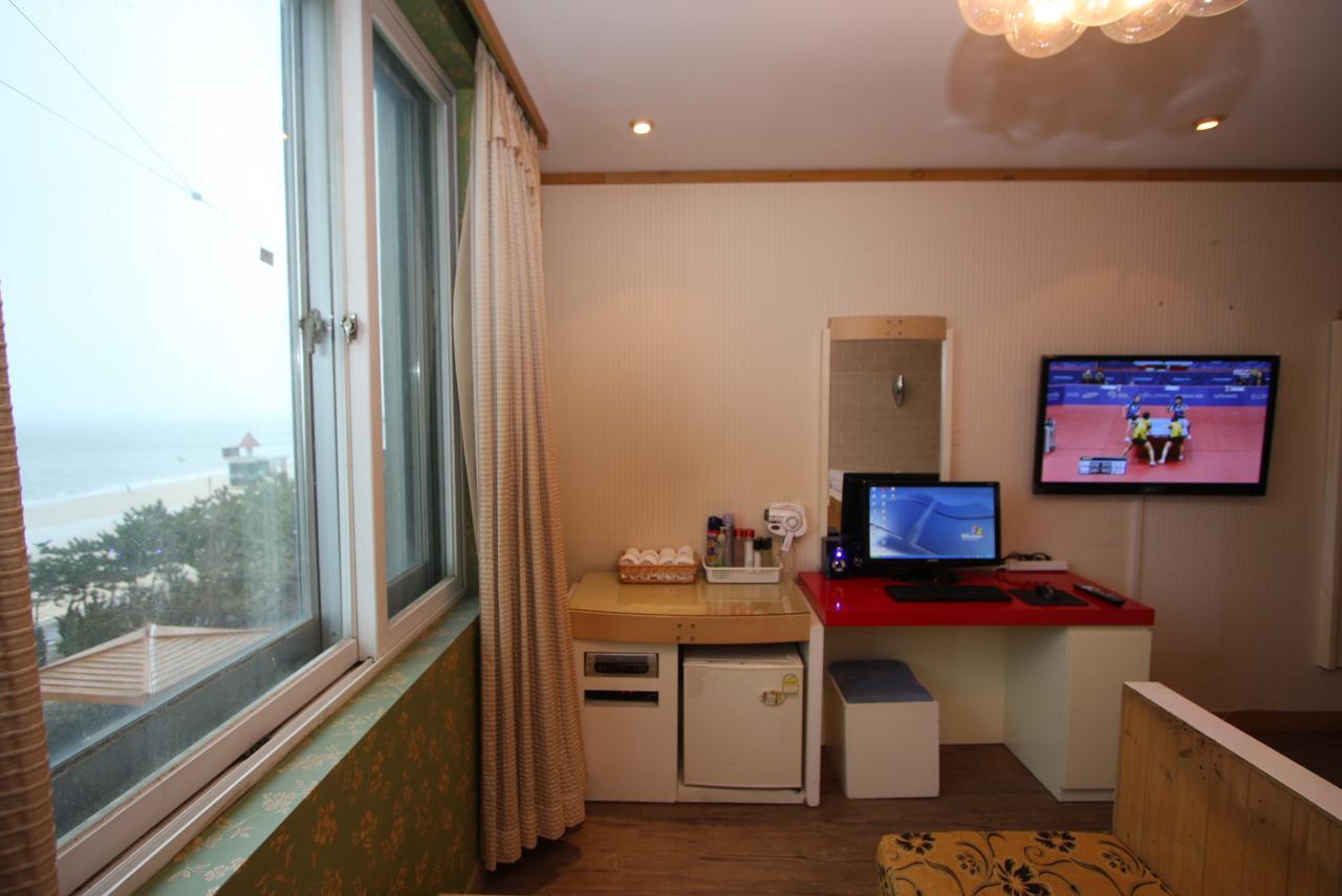 Blue Motel โพเรียง ภายนอก รูปภาพ
