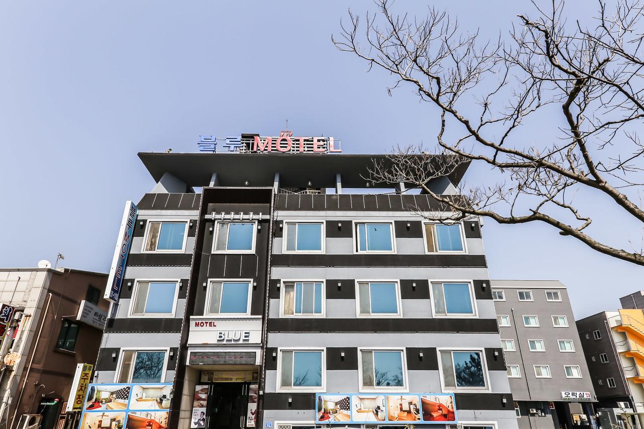 Blue Motel โพเรียง ภายนอก รูปภาพ